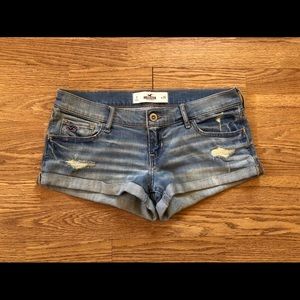 Hollister Shorts - Hollister short shorts size 7 Hollister Shorts - Hollister short shorts size 7